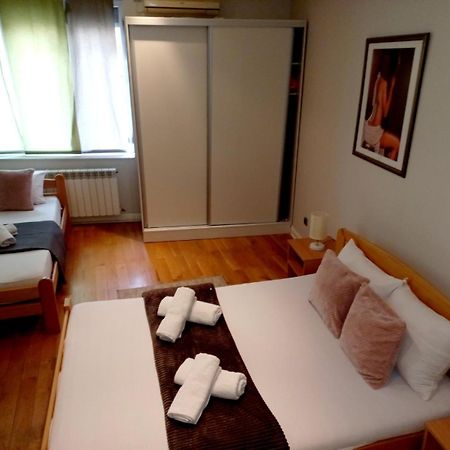 Alex Lux Apartment Belgrade Luaran gambar