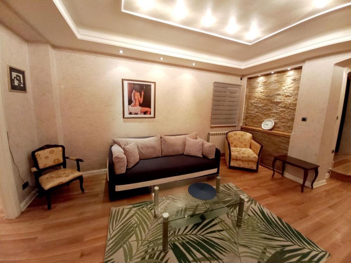 Alex Lux Apartment Belgrade Luaran gambar