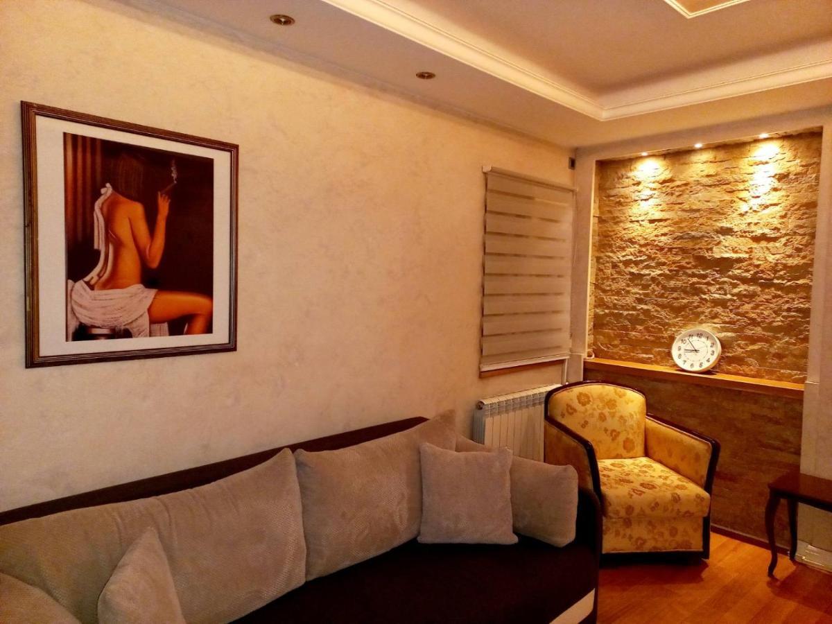 Alex Lux Apartment Belgrade Luaran gambar